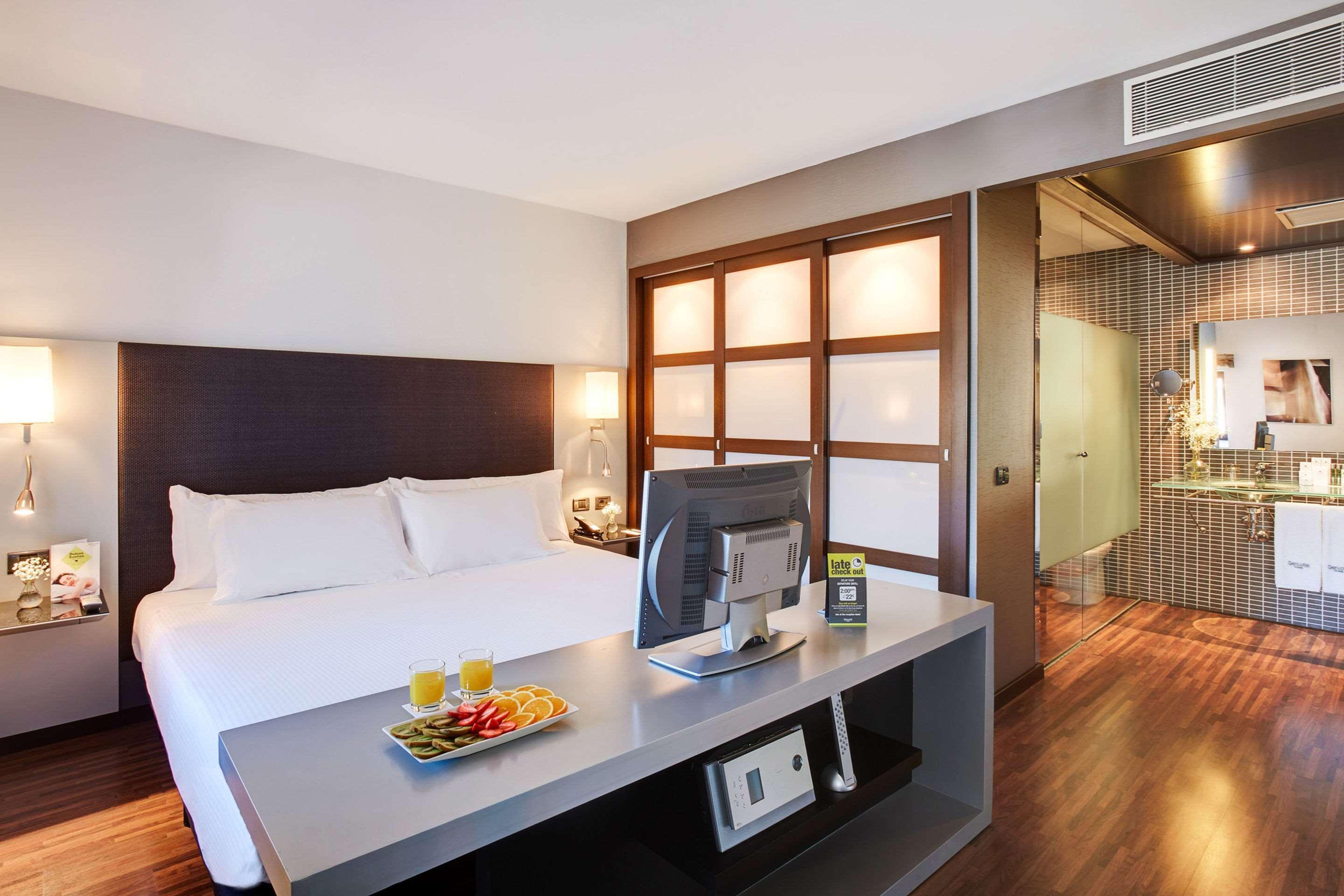 Hotel Sercotel Ciutat D'Alcoi Kültér fotó